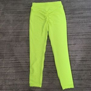 Anti-cellulite yoga pants, neon leggings